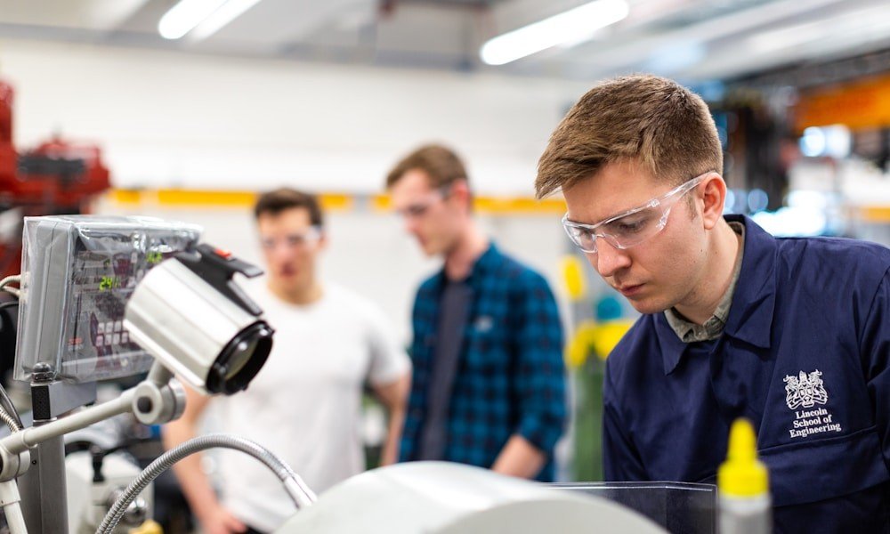 Industrial manufacturing facility with valve systems