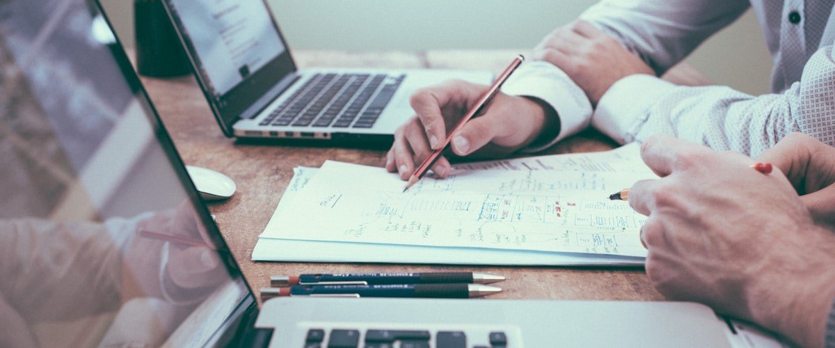 Maintenance cost analysis and lifecycle planning