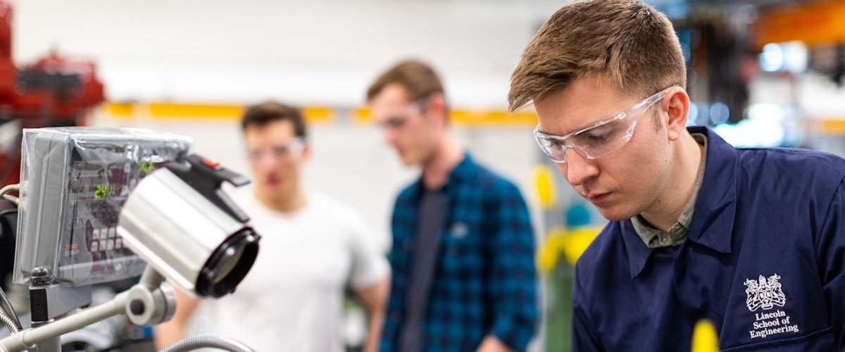 Valve sealing and emissions control